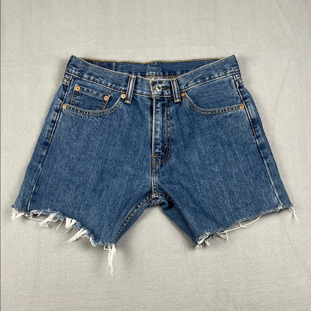 Levi’s 505 Cutoff Jean shorts
Size: 30